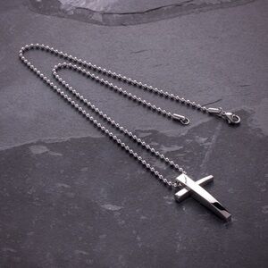Stainless Steel High Polished Cross Necklace with a 18in Chain!